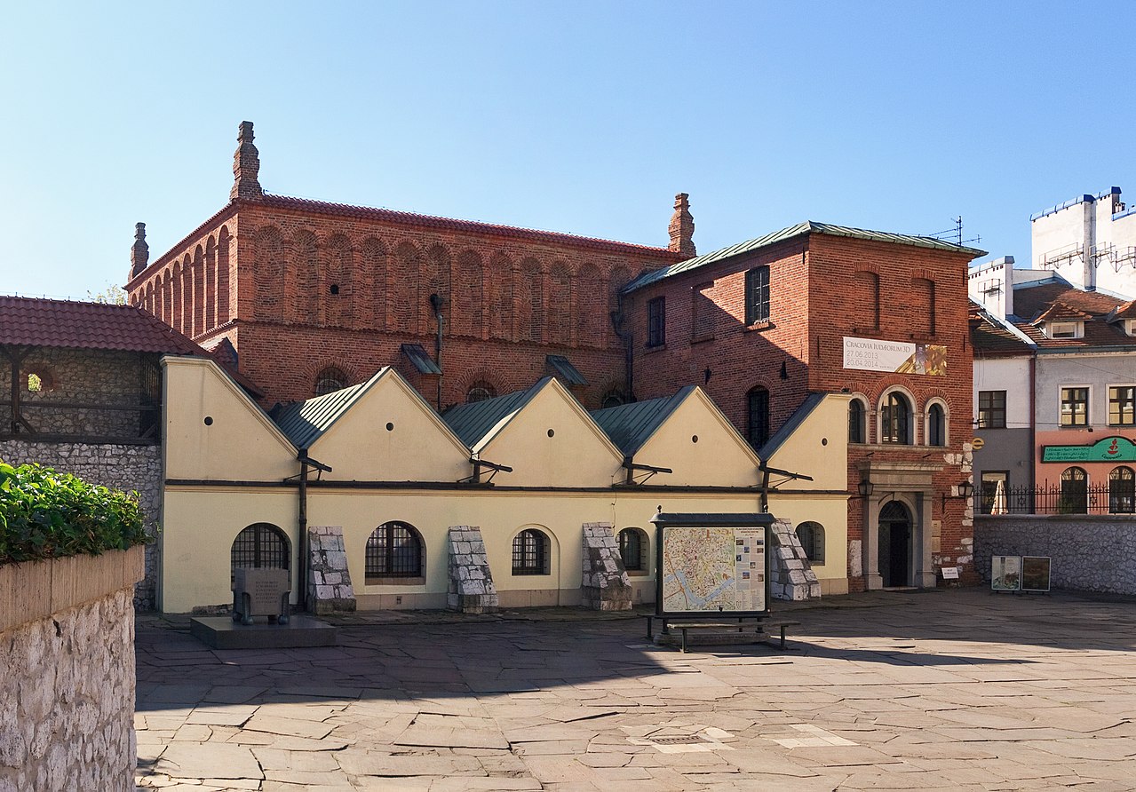 The Old Synagogue in Krakow (source: Wikimedia Commons)