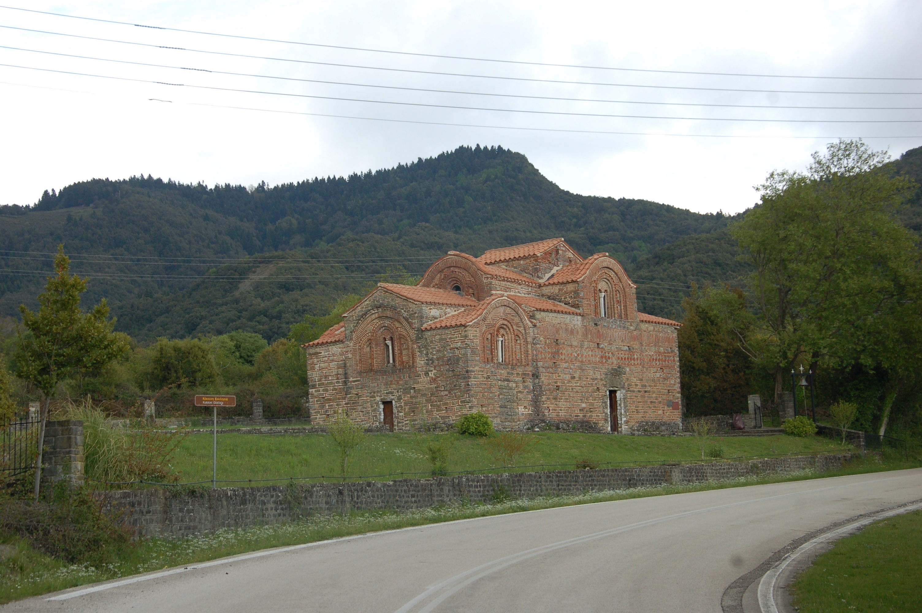 Exterior, view from south-west, Kokkini Ekklisia, Voulgareli (source: F. Vanni 2019)