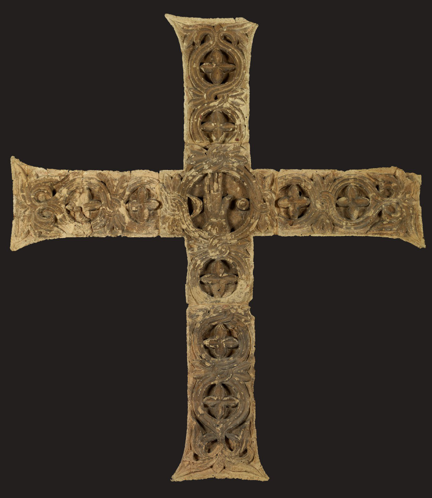 Ravenna, National Museum, the terracotta cross from Sant’Adalberto in Pereo (source: Direzione Musei Emilia-Romagna)