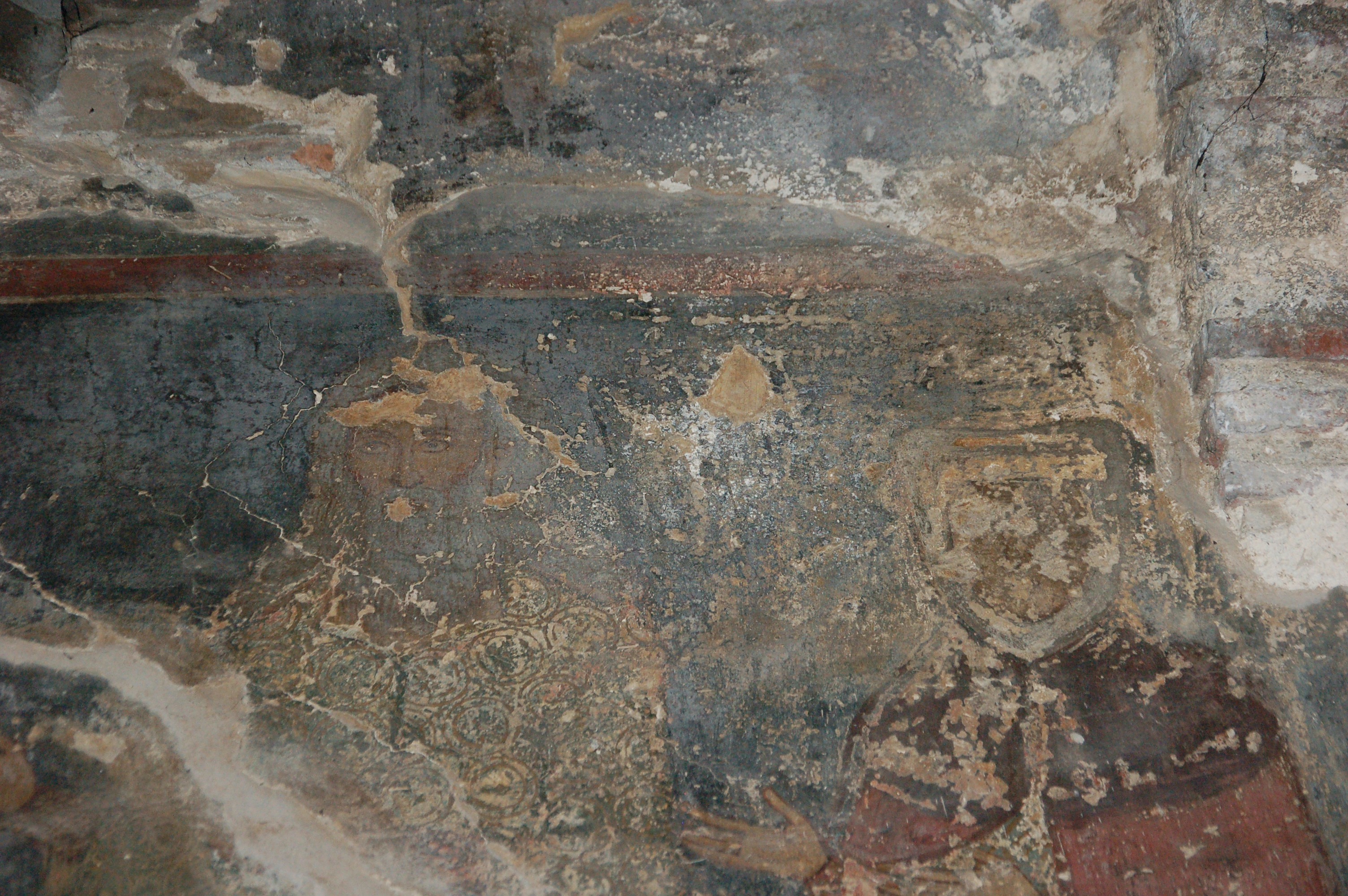 Detail of the Ioannis Tzimiskés and the wife Anna, 1295/96, eastern wall, narthex, Kokkini Ekklisia, Voulgareli (source: F. Vanni 2019)
